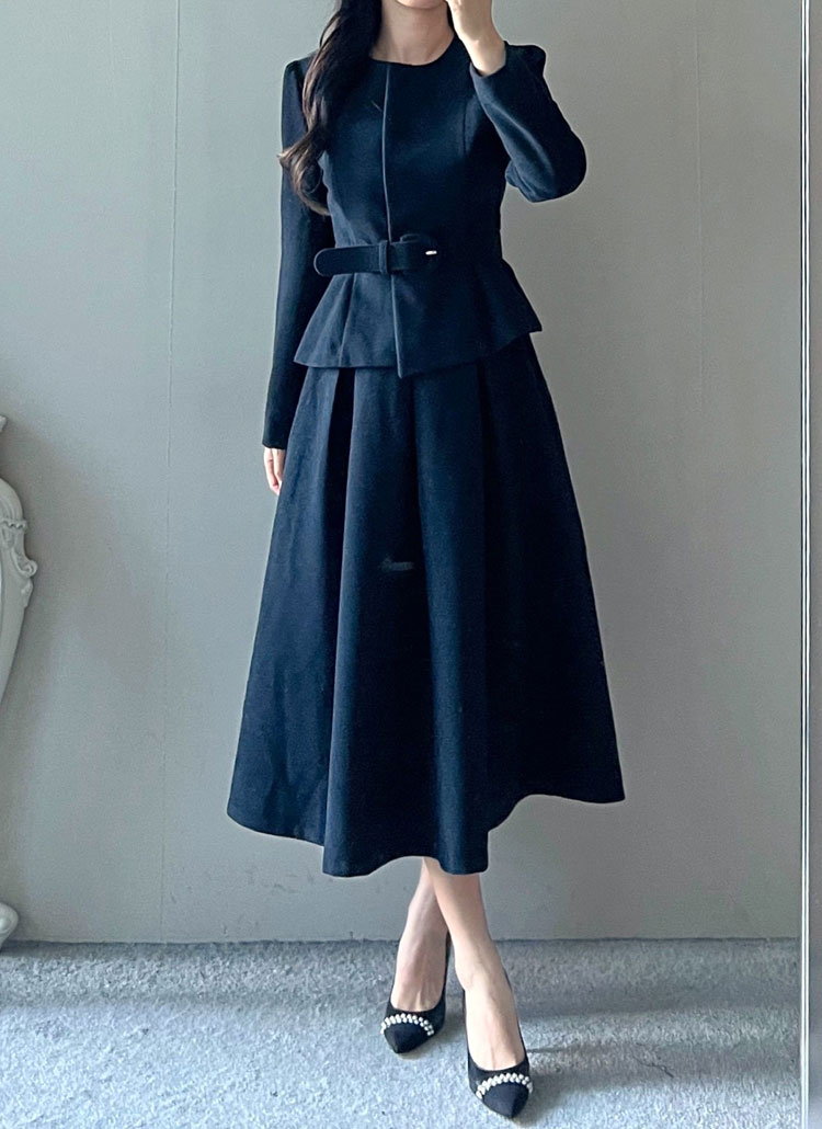 Mサイズ★ラバーツーピースーツドレス/ベルト付き/スカート/ジャケットセット Petitle / プチレ ] ベルト付きタックフレアスカート [M4062