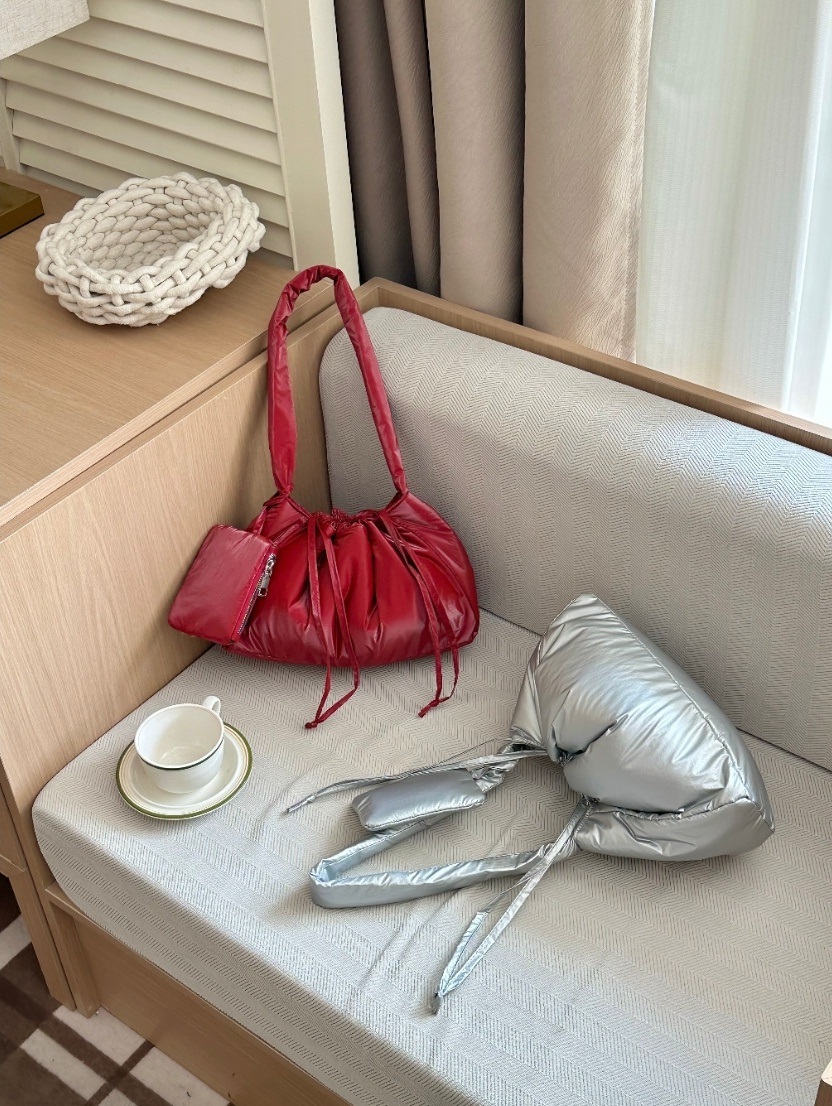 ポーチ付ボリュームドロストバッグ | 詳細画像8