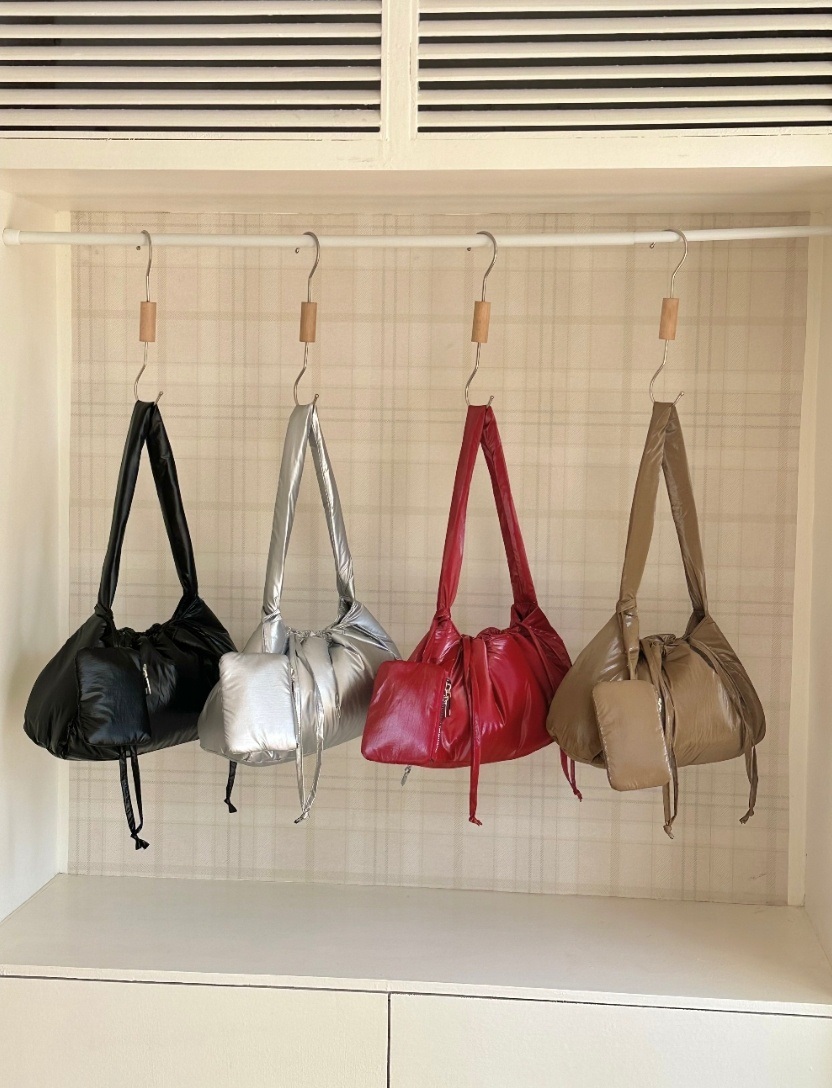 ポーチ付ボリュームドロストバッグ | 詳細画像10