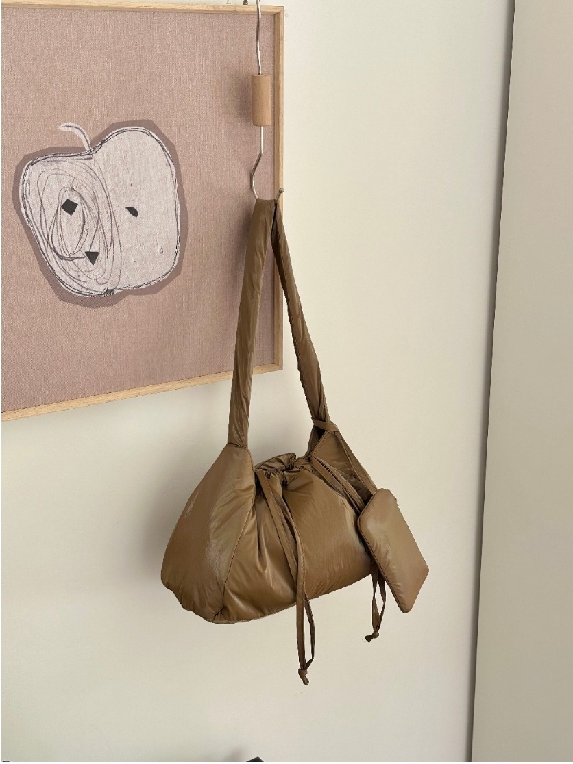 ポーチ付ボリュームドロストバッグ | 詳細画像11