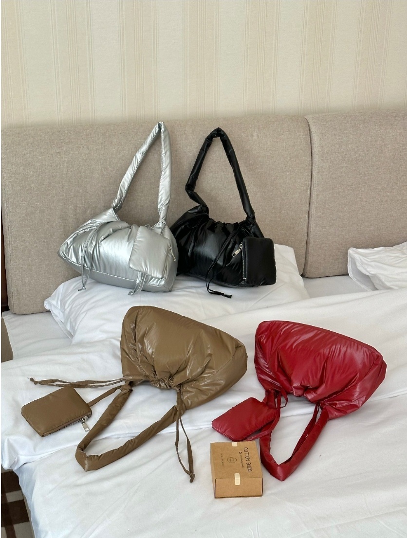 ポーチ付ボリュームドロストバッグ | 詳細画像13