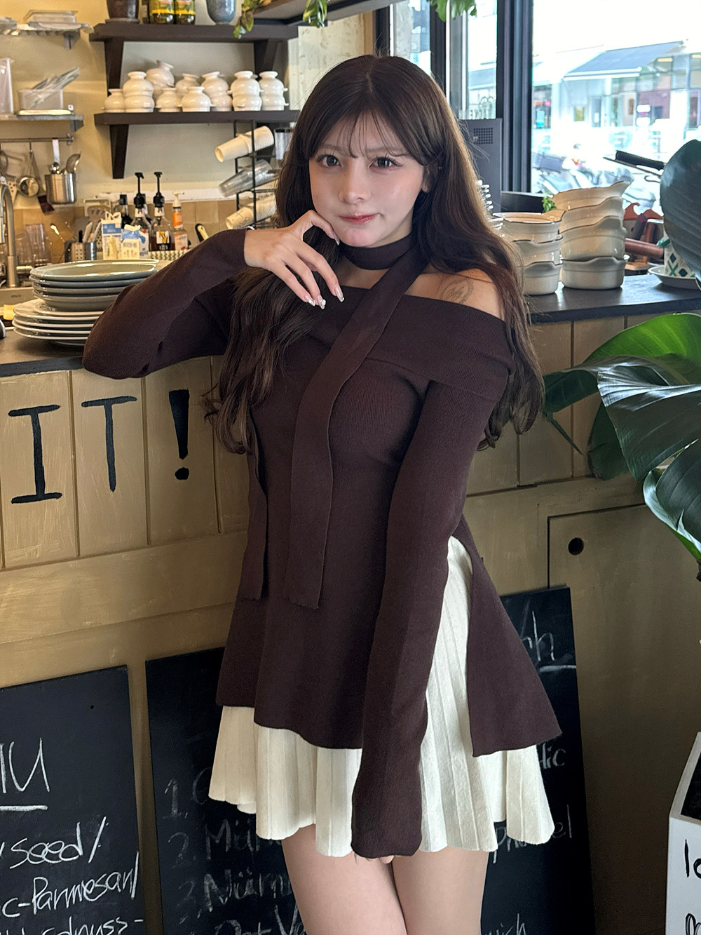 ストラップ付オフショルAラインニット | 詳細画像2