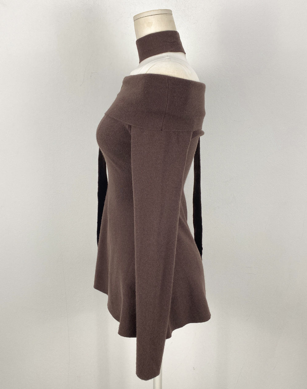 ストラップ付オフショルAラインニット | 詳細画像25