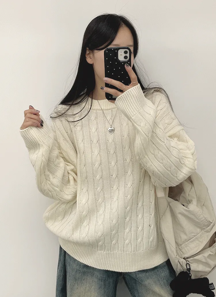 ラウンドネックルーズケーブルニット | withhuilin | 詳細画像1
