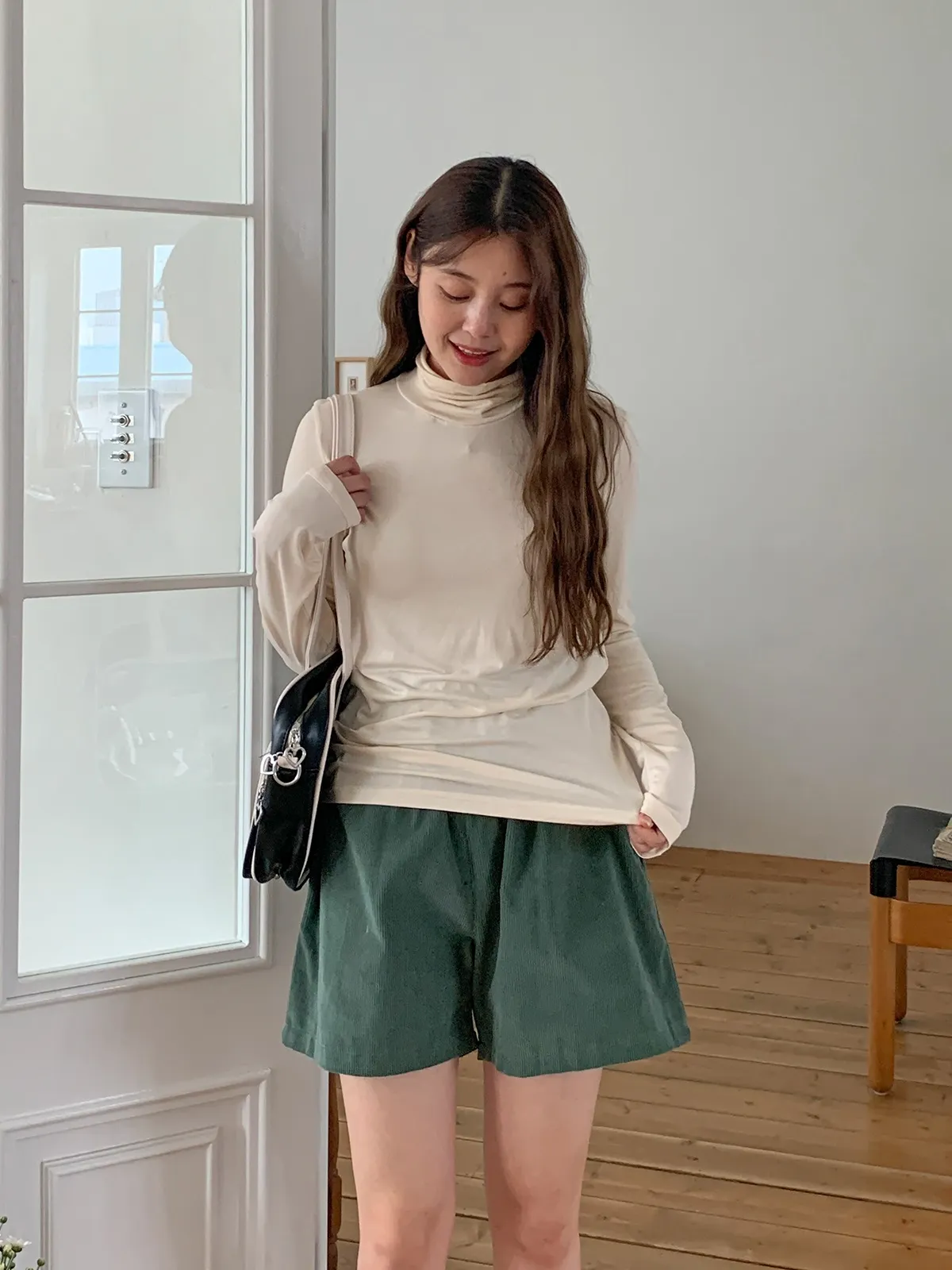ハイネック長袖Tシャツ | 詳細画像1