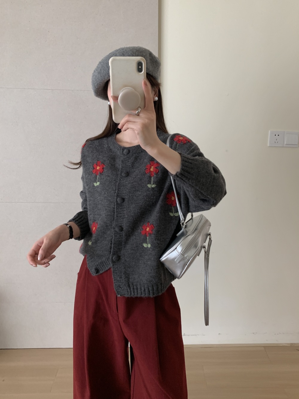花柄刺繍くるみボタンカーディガン | 詳細画像16