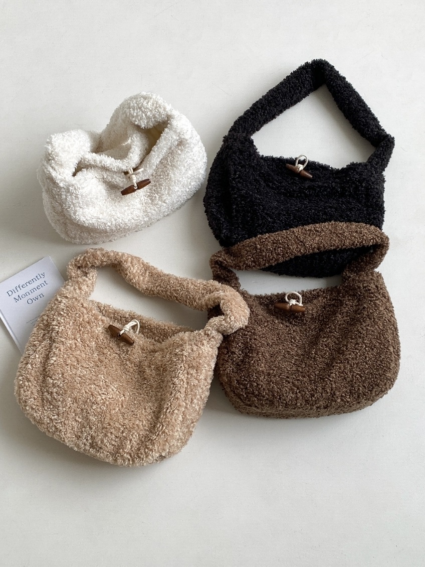 トグルボタンブークレショルダーバッグ | 詳細画像11