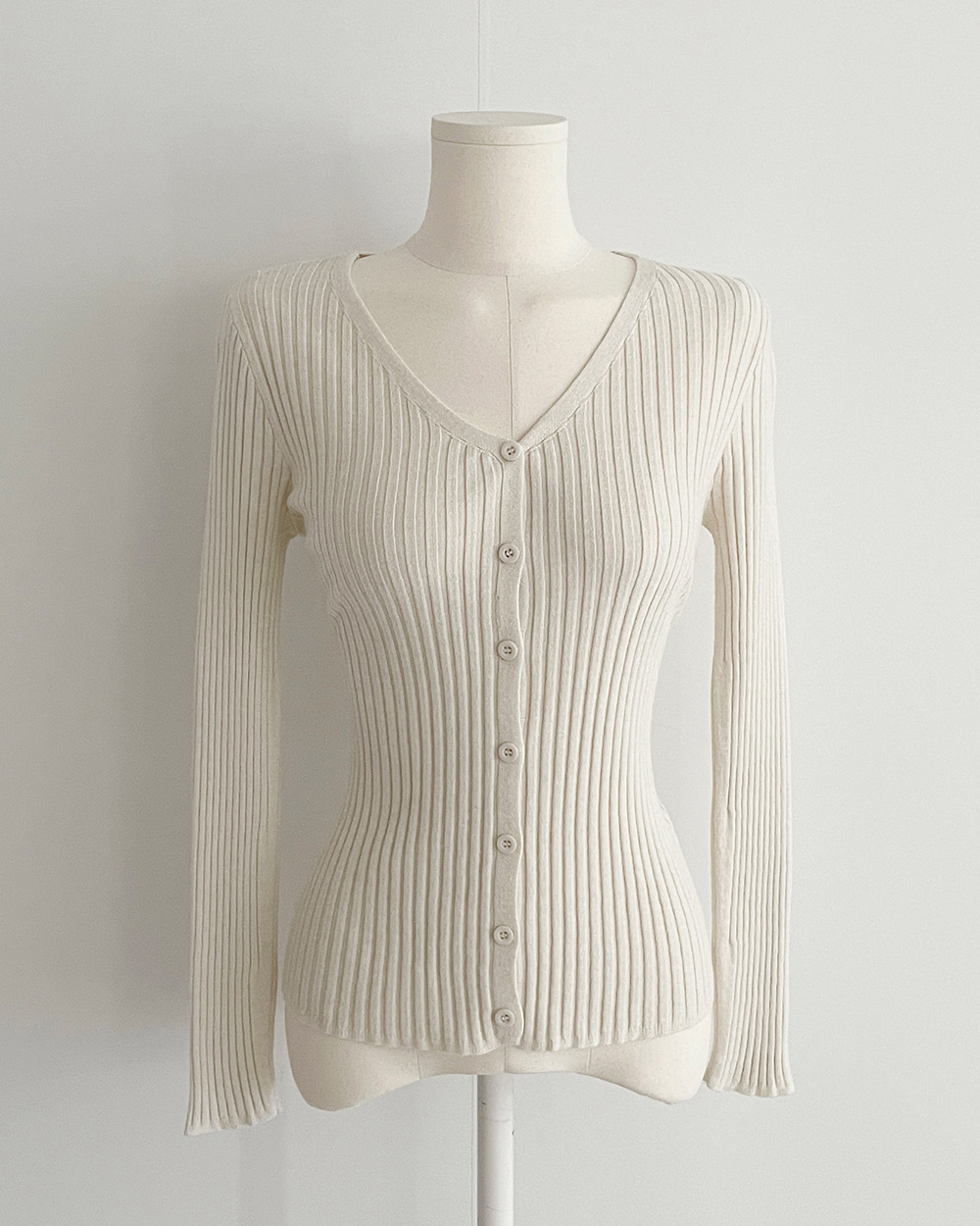Vネック長袖リブニットカーディガン | 詳細画像20