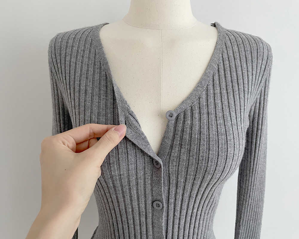 Vネック長袖リブニットカーディガン | 詳細画像25