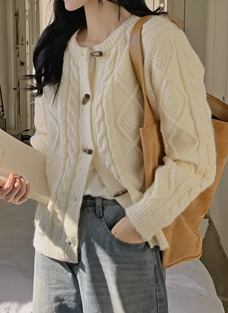 ラウンドネックトグルボタンケーブルカーディガン | hotping | 詳細画像1