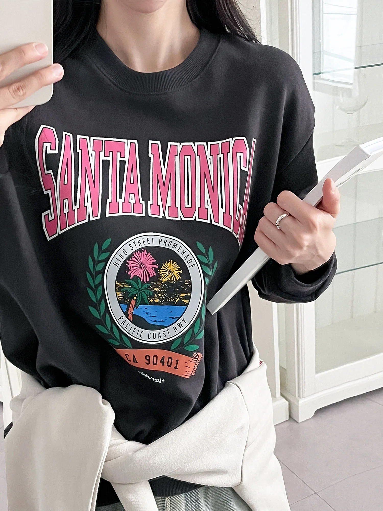 MONICAエンブレムプリントスウェット | レディースファッション通販 
