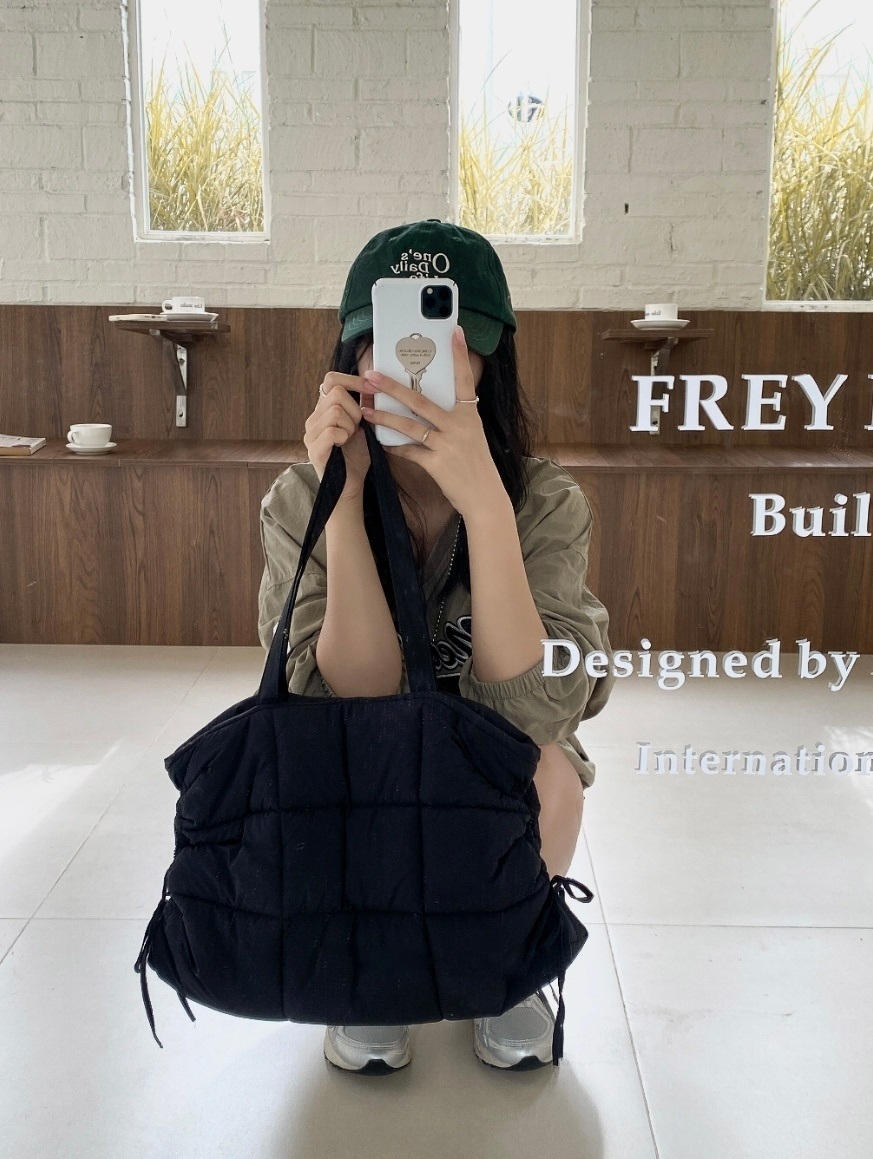 リボンシャーリング中綿トートバッグ | 詳細画像2