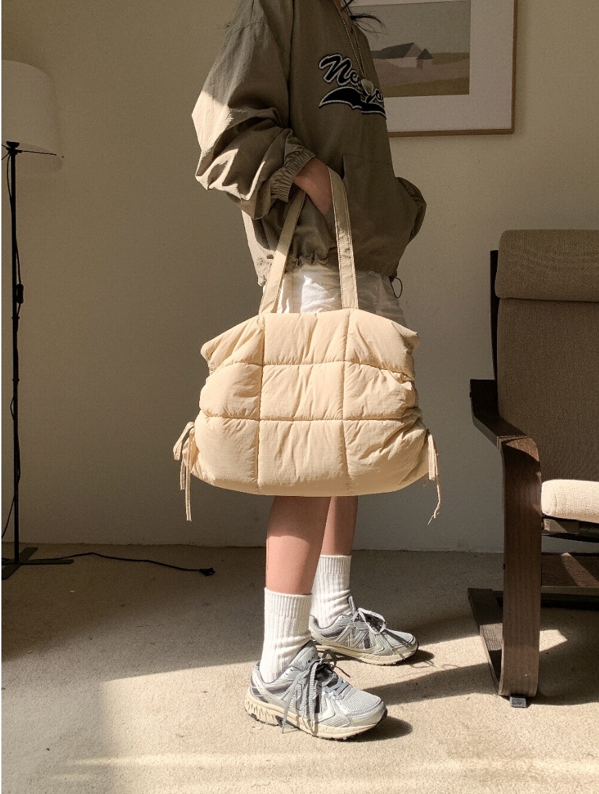 リボンシャーリング中綿トートバッグ | 詳細画像3