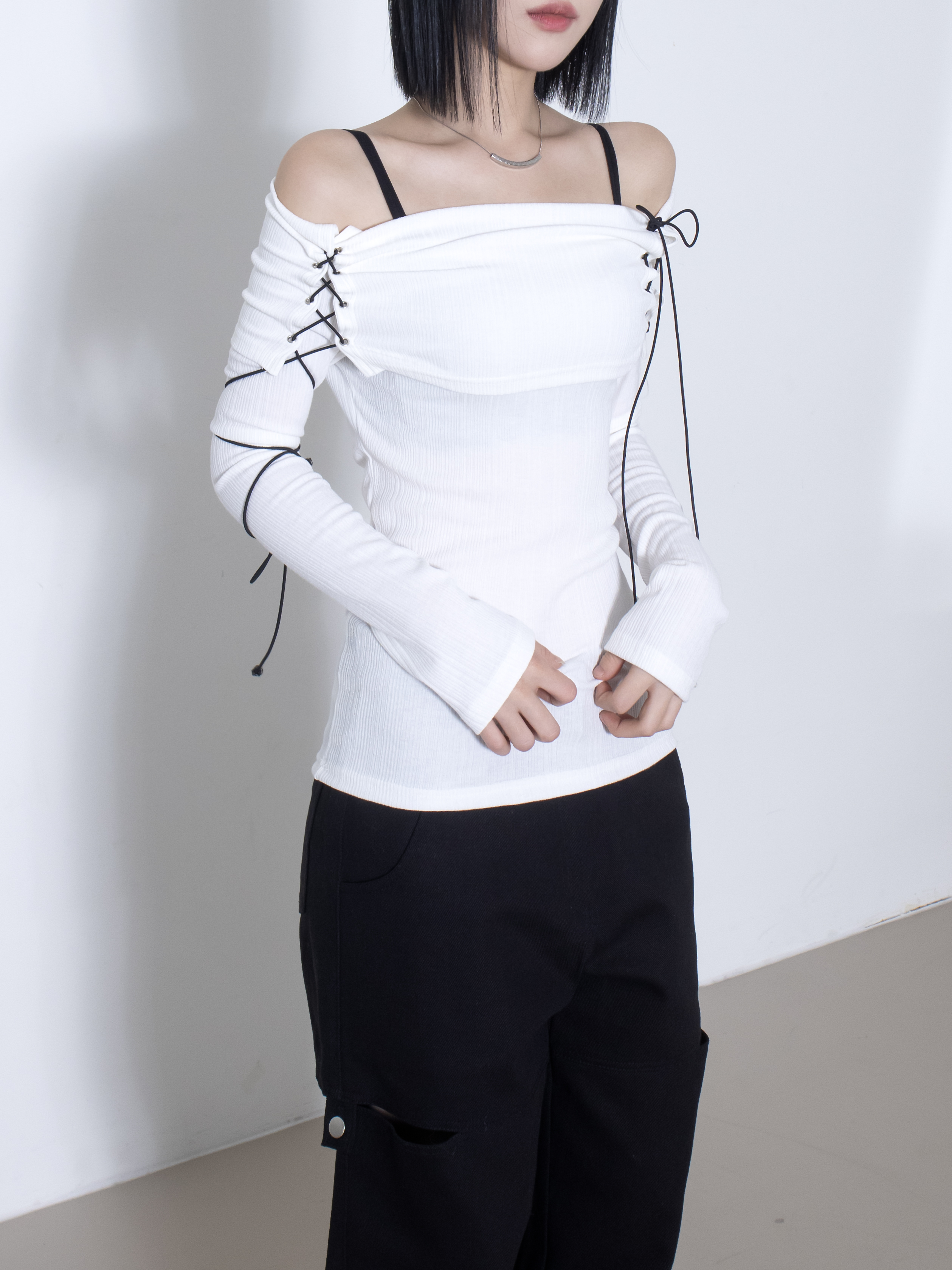 リブレースアップオフショルラップTシャツ | 詳細画像8