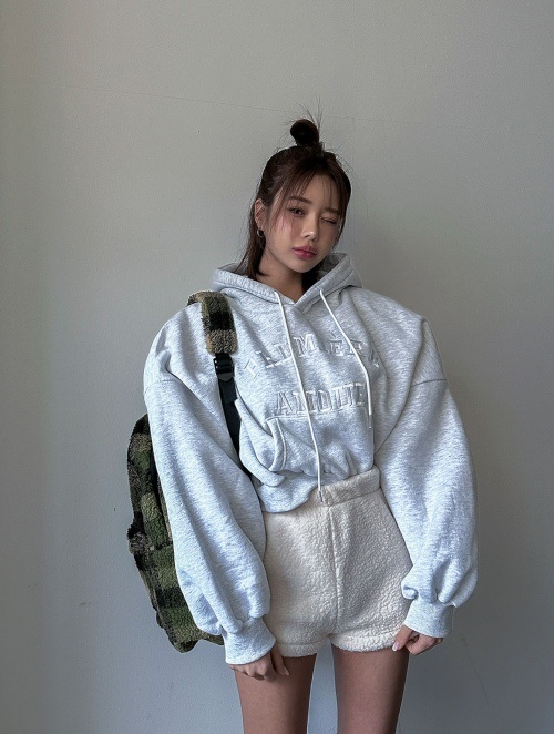 裏起毛刺繍レタリングクロップドパーカー | 詳細画像2