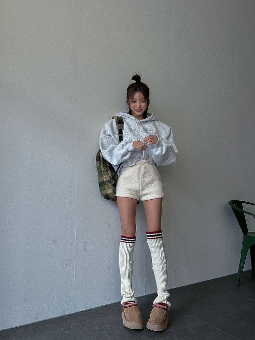 裏起毛刺繍レタリングクロップドパーカー | 詳細画像6