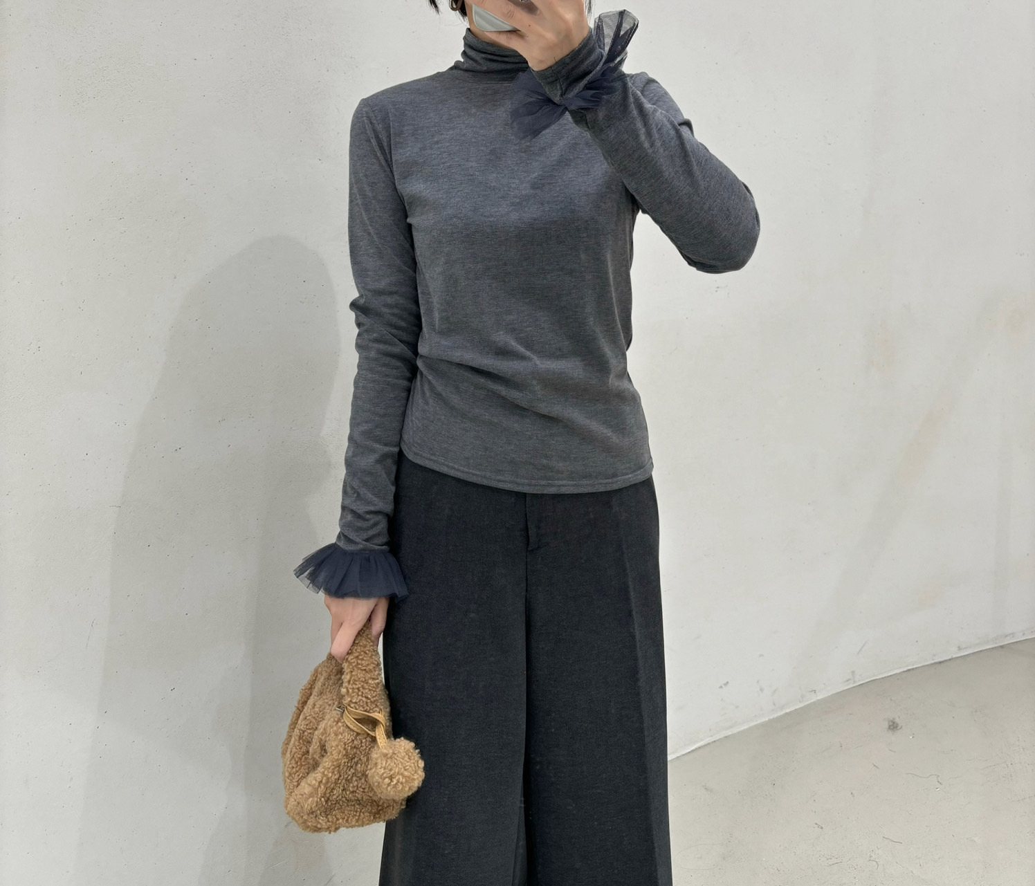 裏起毛チュールベルカフスハイネックTシャツ | 詳細画像3