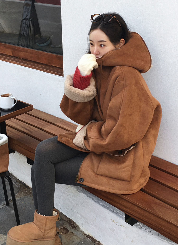 beidelli made]ムートン風フードハーフジャケット | レディース