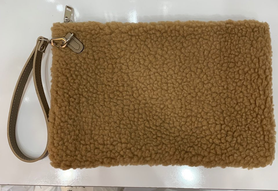 ウール混ボアクラッチバッグ | 詳細画像3