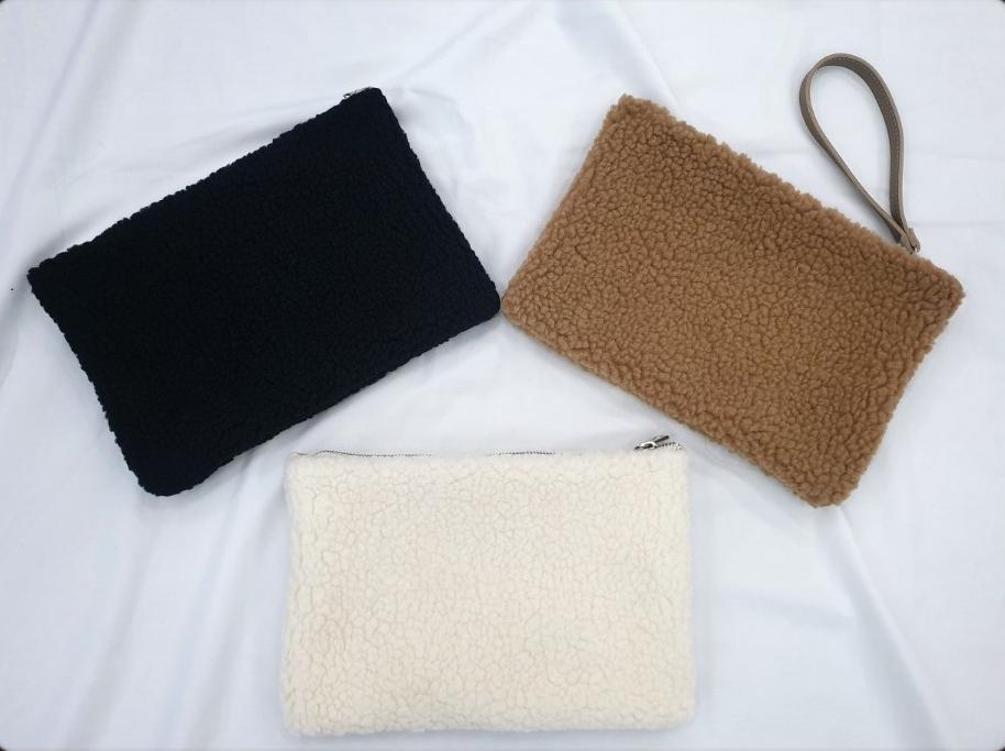 ウール混ボアクラッチバッグ | 詳細画像9