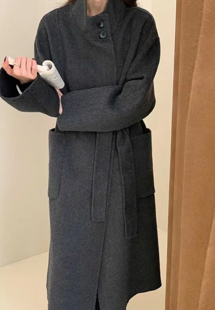 ストラップ付ウール混ハイネックロングコート | 詳細画像16