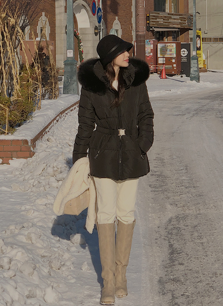 ベルト付ハイネックファーフードダウンジャンパー | レディース