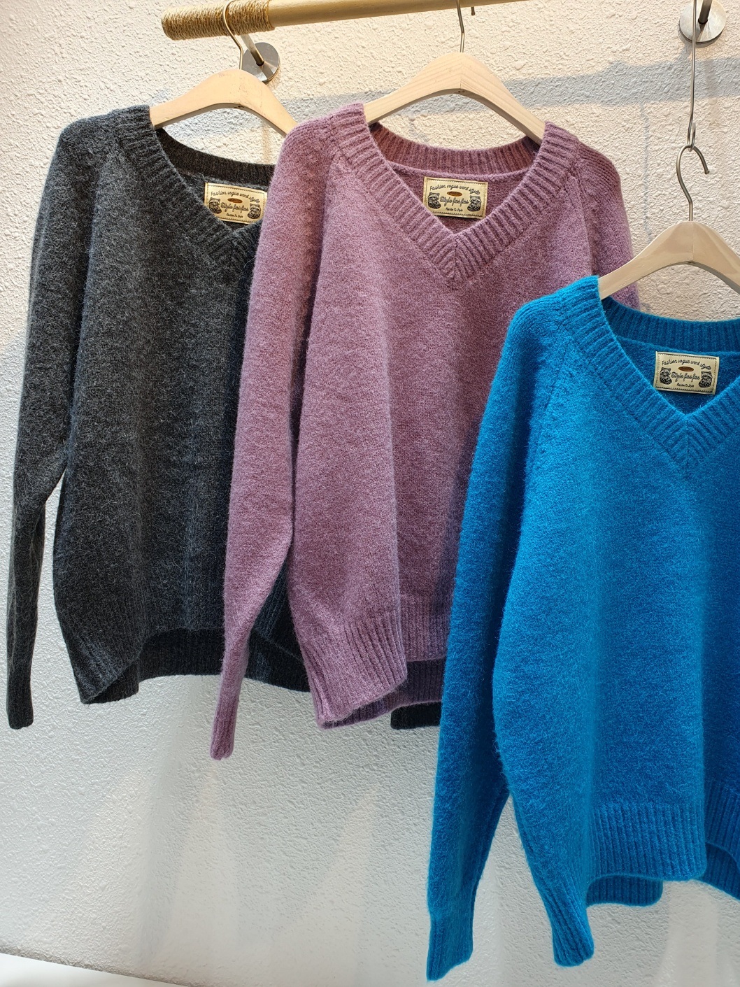 ラグランスリーブVネックルーズニット | 詳細画像12