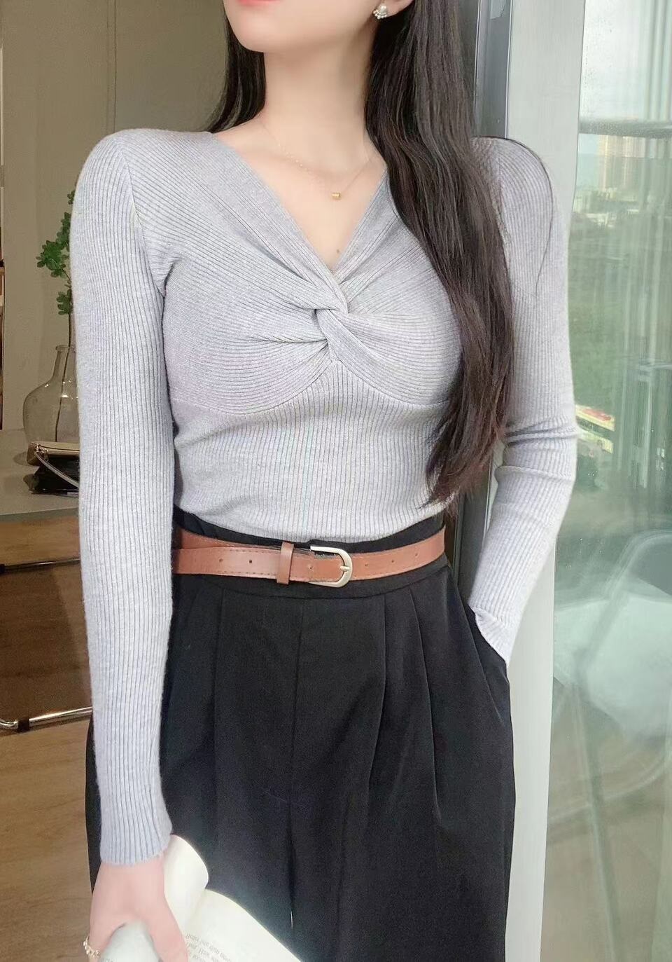 ツイストVネックスリムリブニット | 詳細画像11