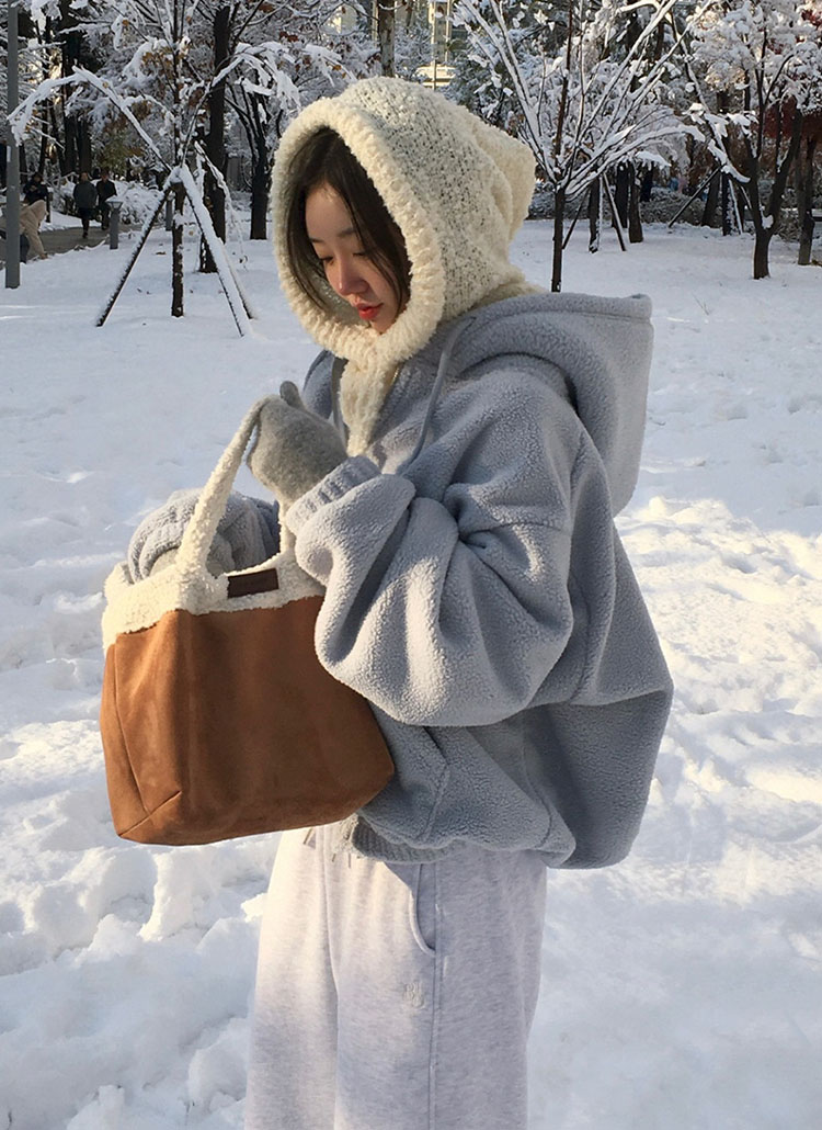 ベアチャーム付ムートン調トートバッグ | レディースファッション通販