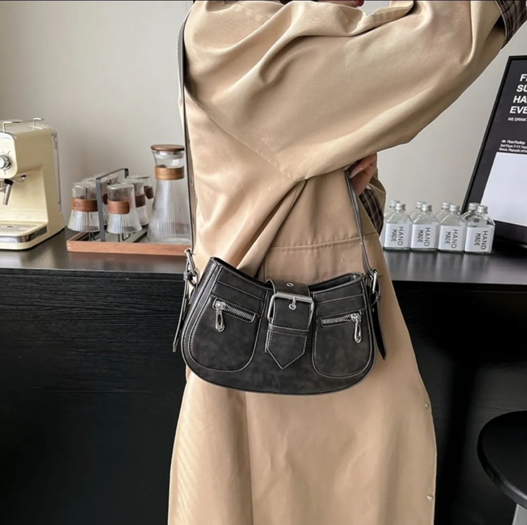 2WAYジップアイレットベルトバッグ | 詳細画像1