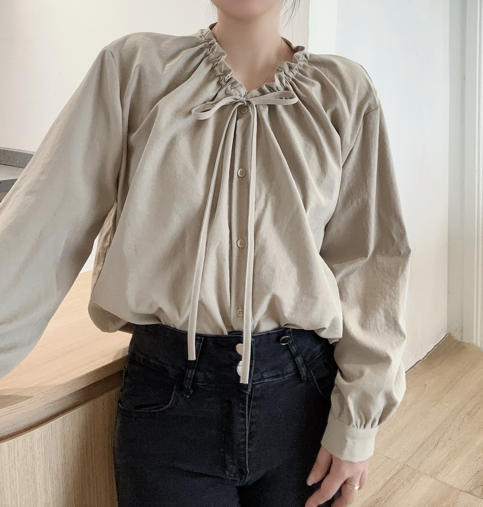 ドロストリボンネックボタンブラウス | 詳細画像16