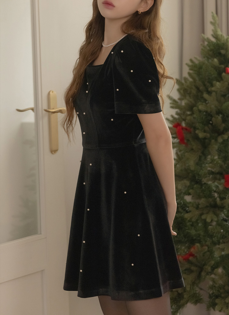 スクエアネックエコパールベロアワンピース | レディースファッション