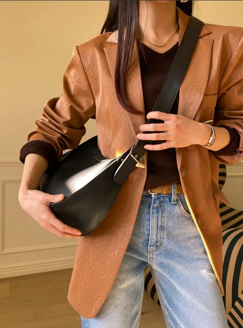 2WAYハーフムーンバッグワイドストラップバッグ | 詳細画像1