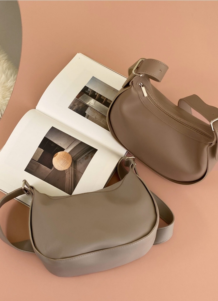 2WAYハーフムーンバッグワイドストラップバッグ | 詳細画像7