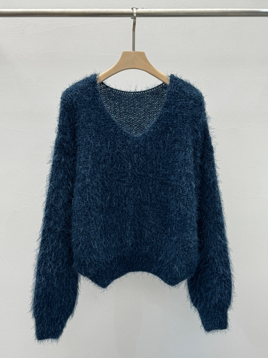 Vネックヘアリールーズニット | 詳細画像8