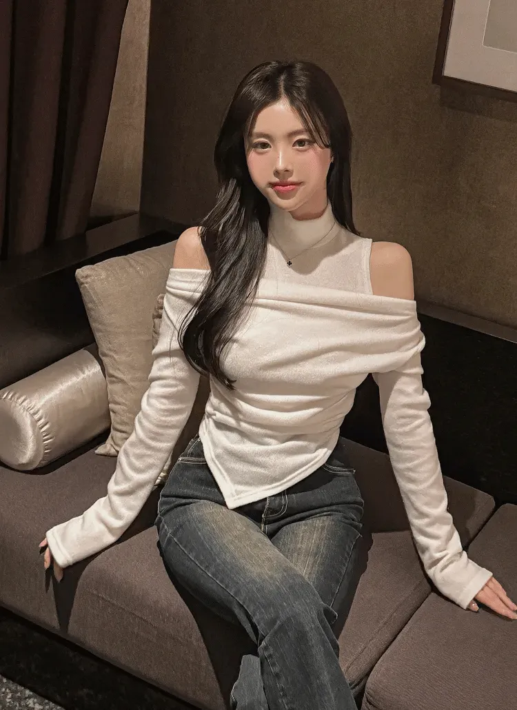 ハーフネックレイヤードカットオフショルフリースTシャツ | highclassic | 詳細画像1