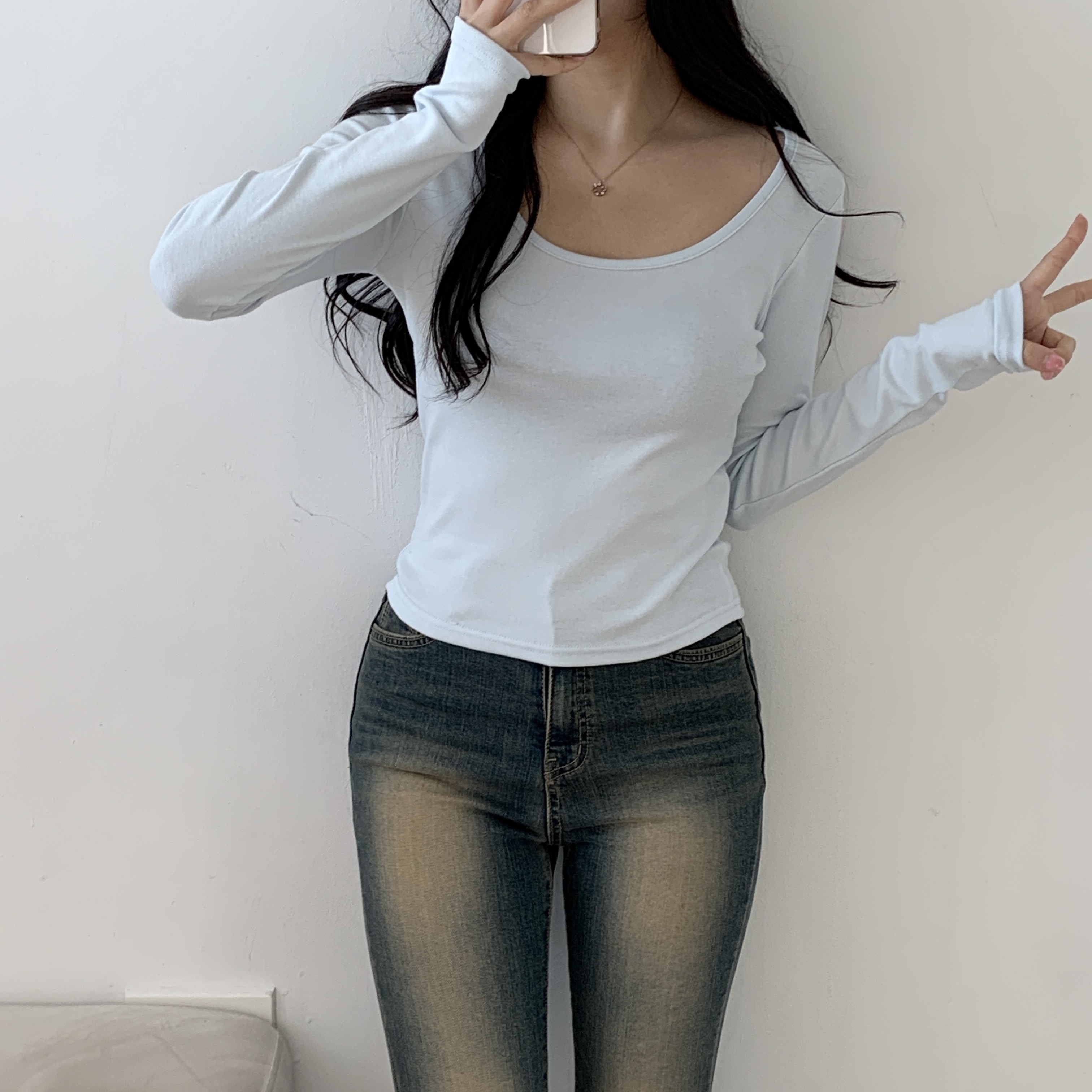 モダール混Uネック長袖Tシャツ | 詳細画像3