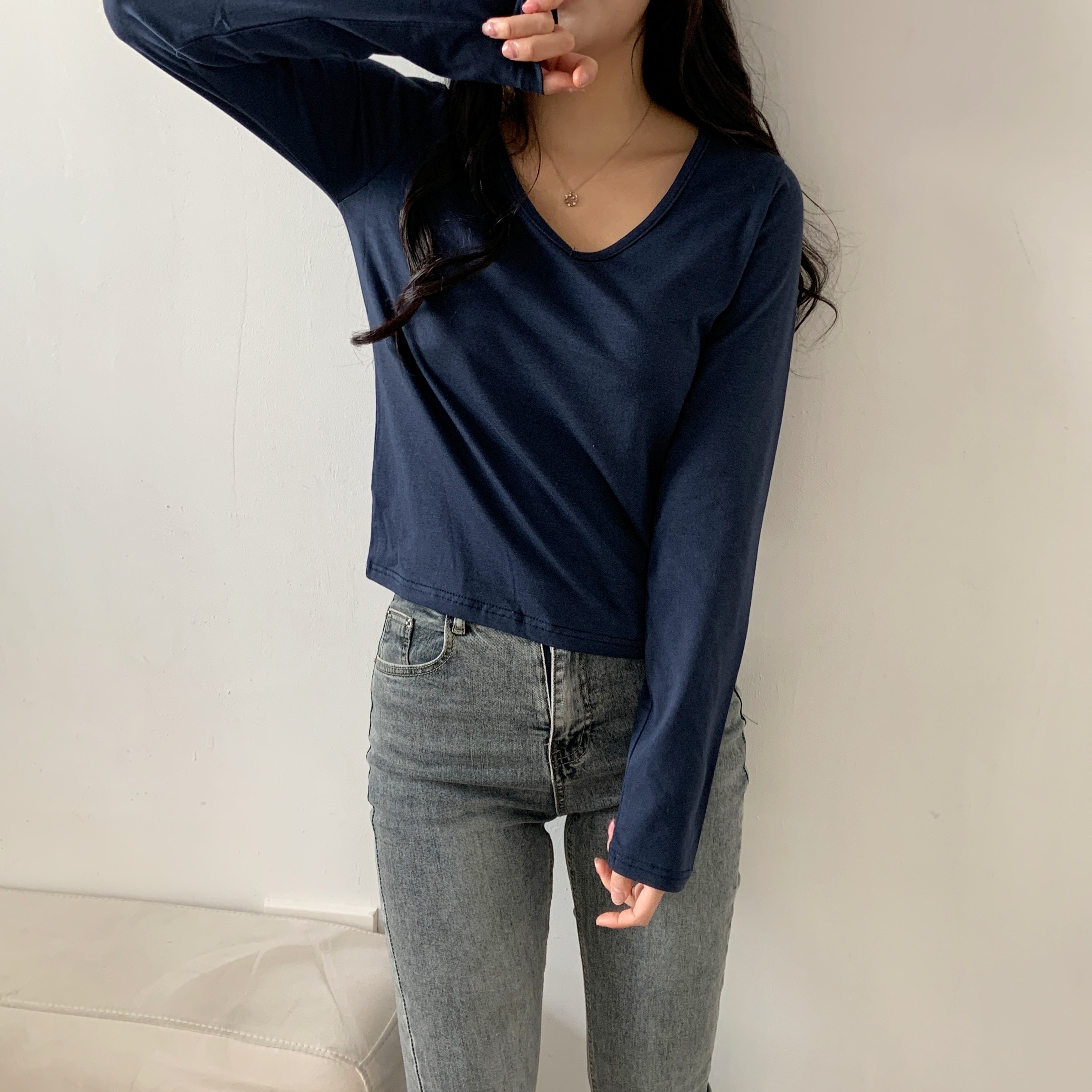 モダール混Vネック長袖Tシャツ | 詳細画像9