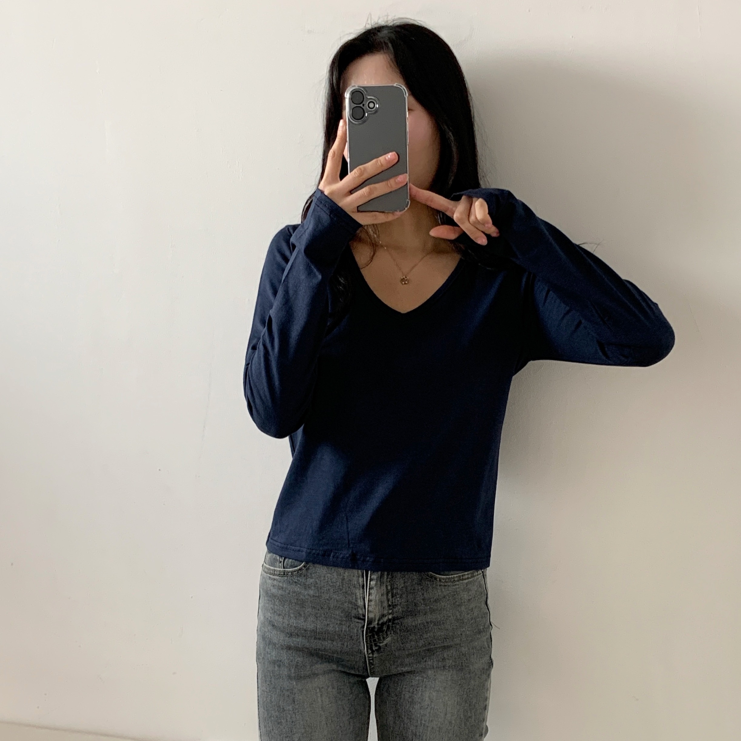 モダール混Vネック長袖Tシャツ | 詳細画像4