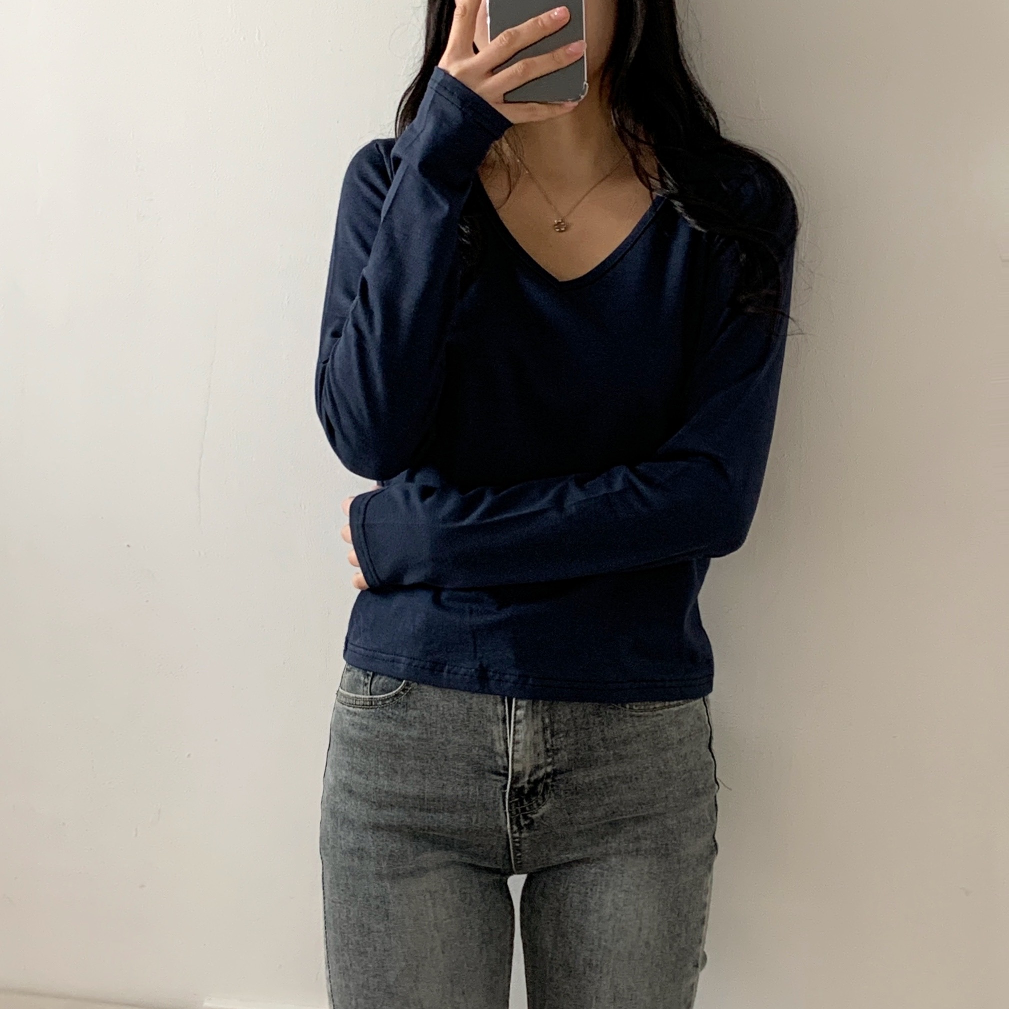 モダール混Vネック長袖Tシャツ | 詳細画像3