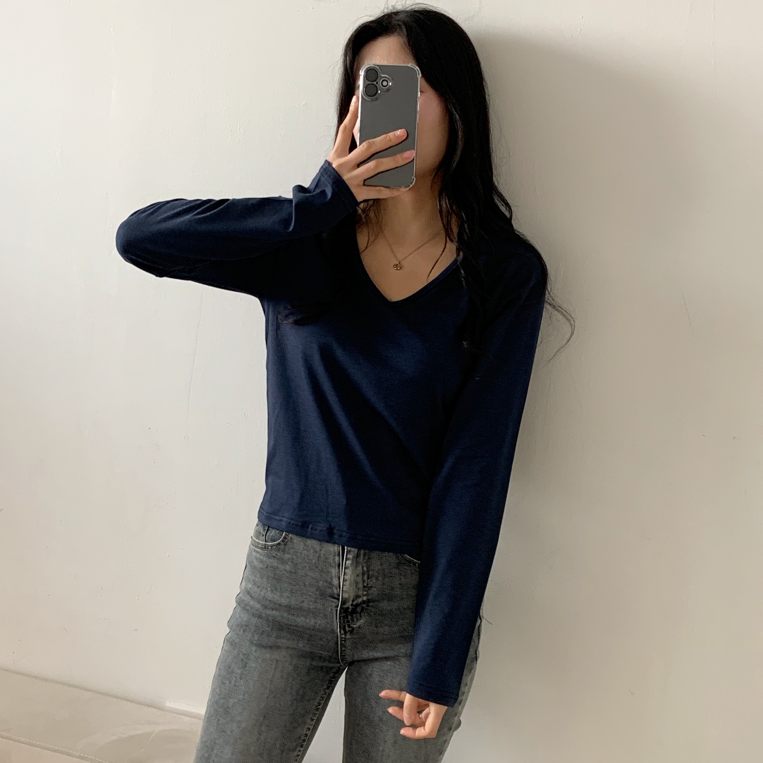 モダール混Vネック長袖Tシャツ | 詳細画像10