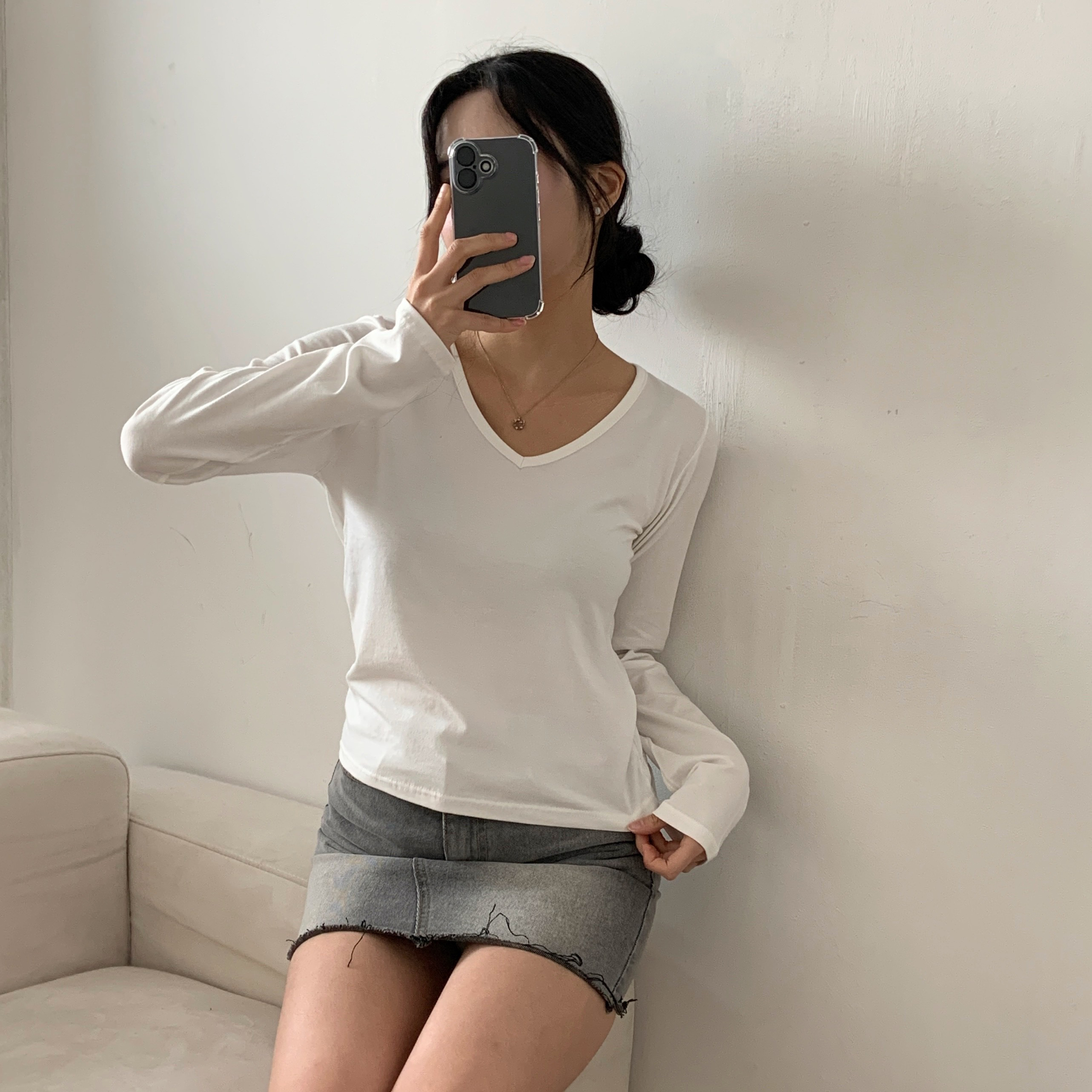 モダール混Vネック長袖Tシャツ | 詳細画像17