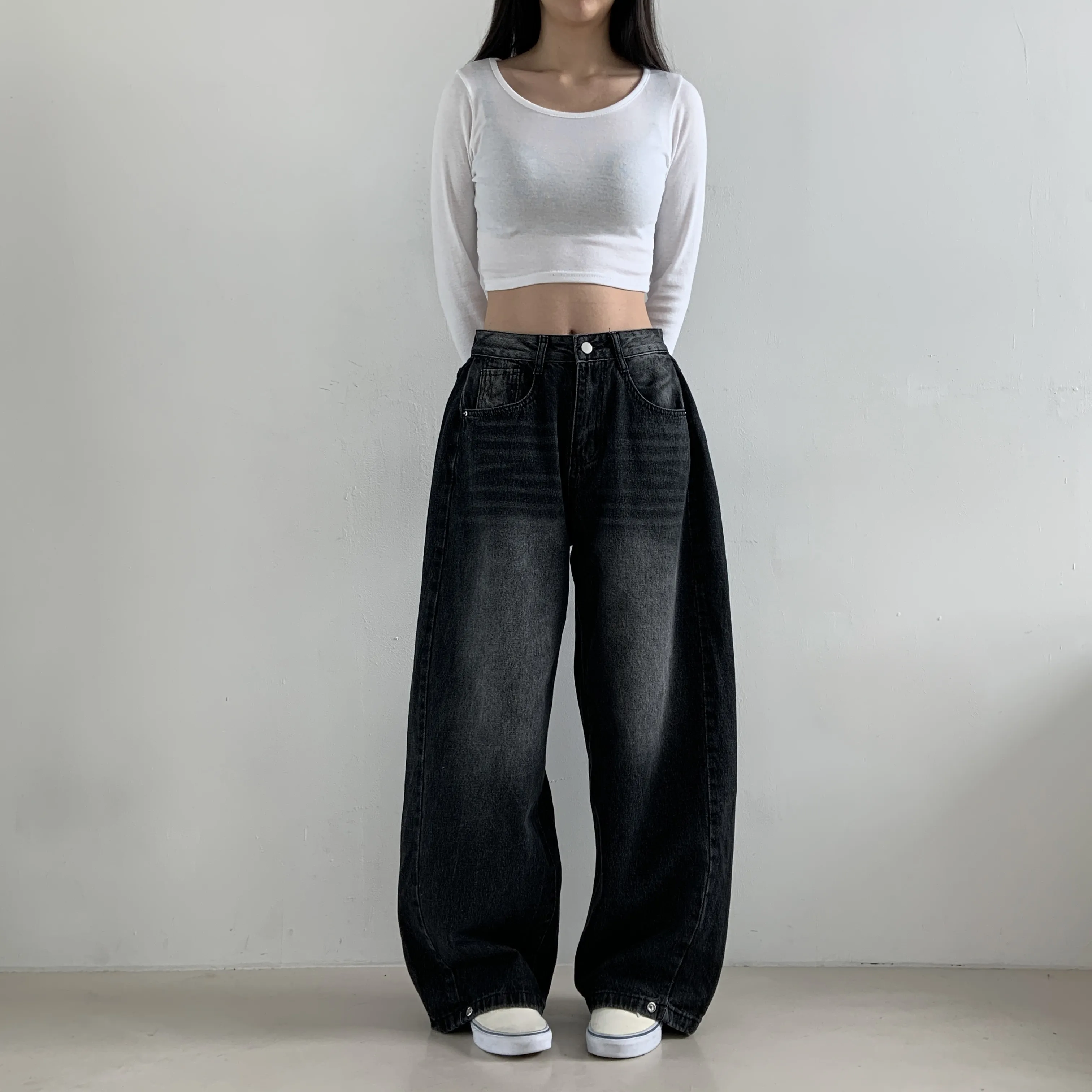 サイドタックボタンヘムワイドデニムパンツ(ブラックデニム) | 詳細画像1