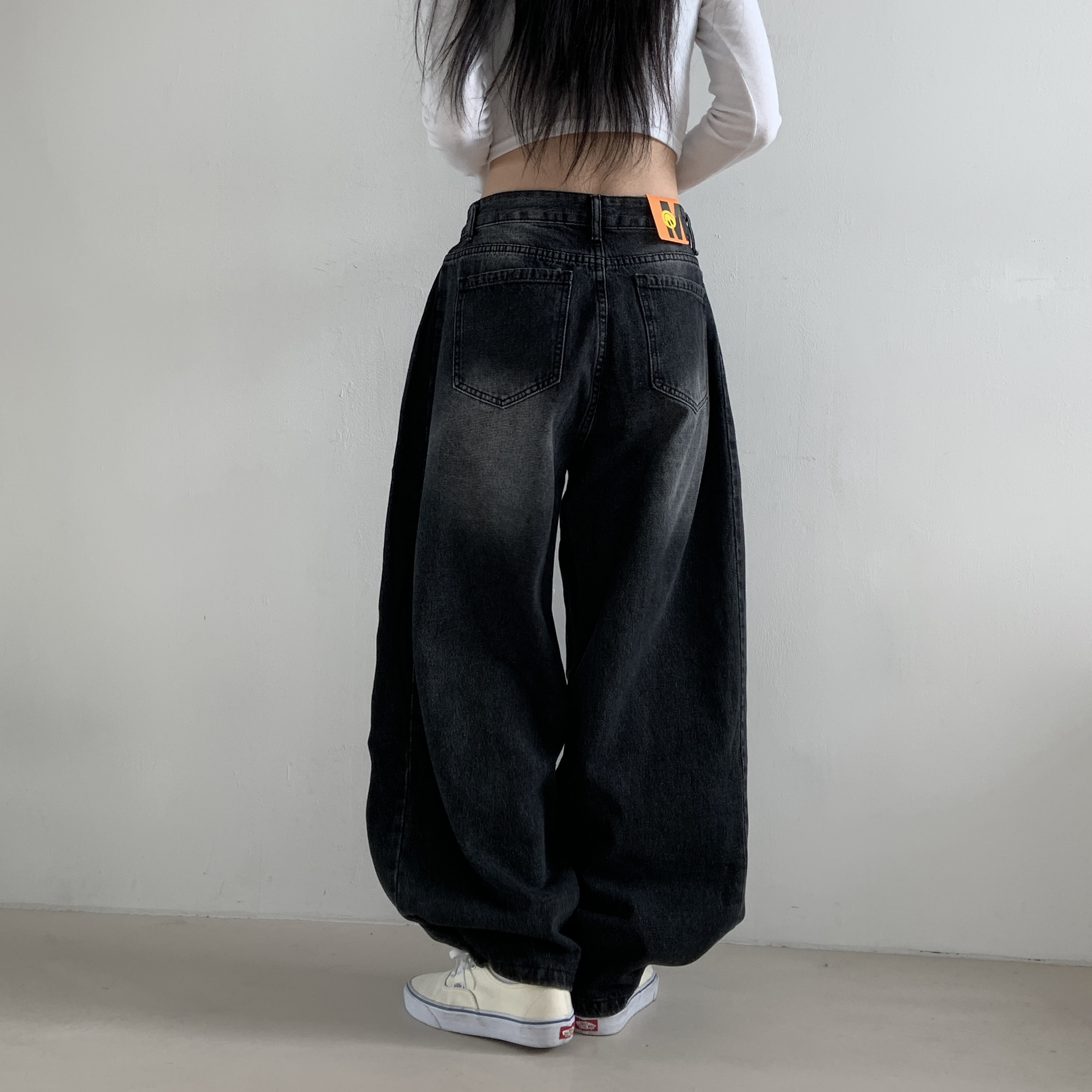 サイドタックボタンヘムワイドデニムパンツ(ブラックデニム) | 詳細画像7