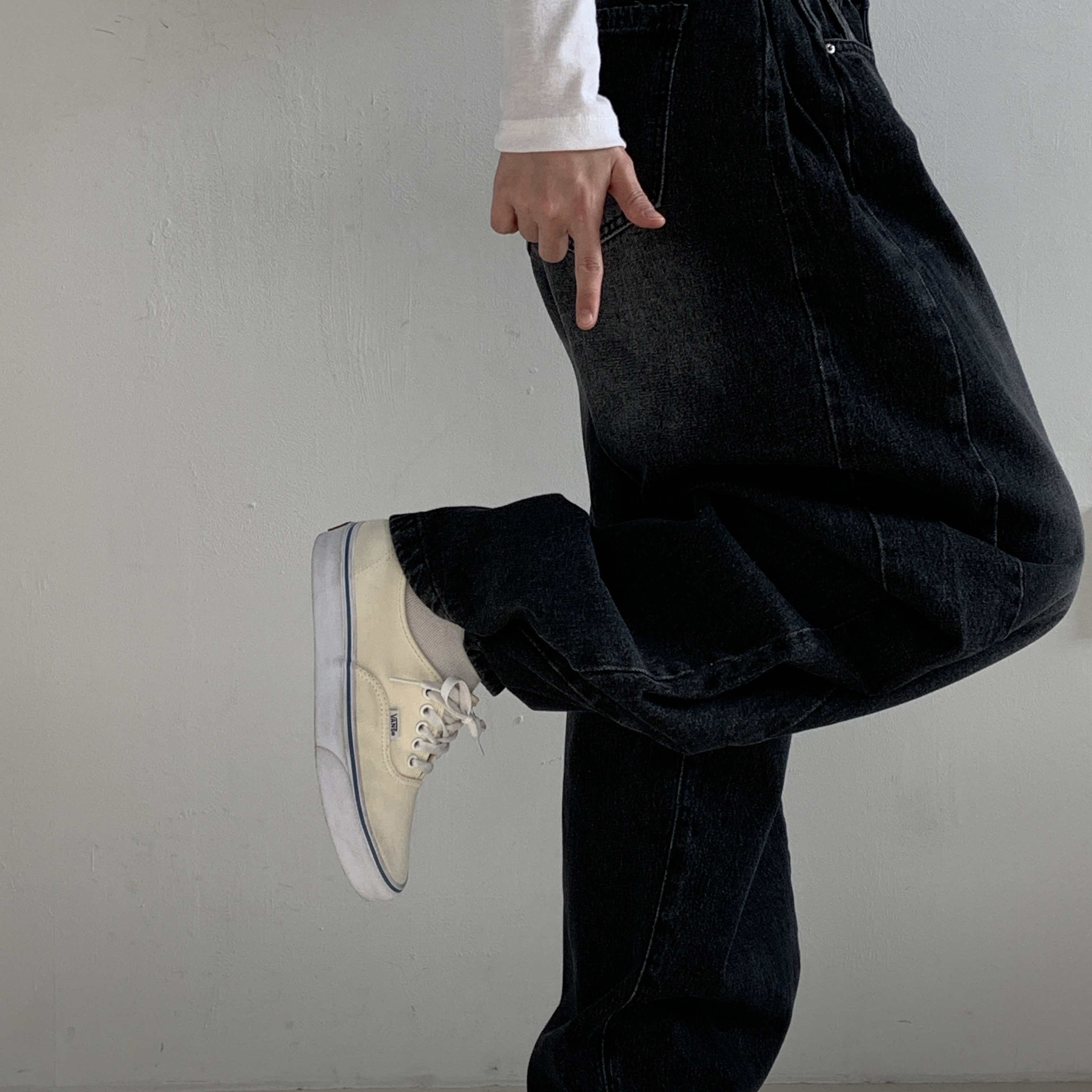 サイドタックボタンヘムワイドデニムパンツ(ブラックデニム) | 詳細画像8