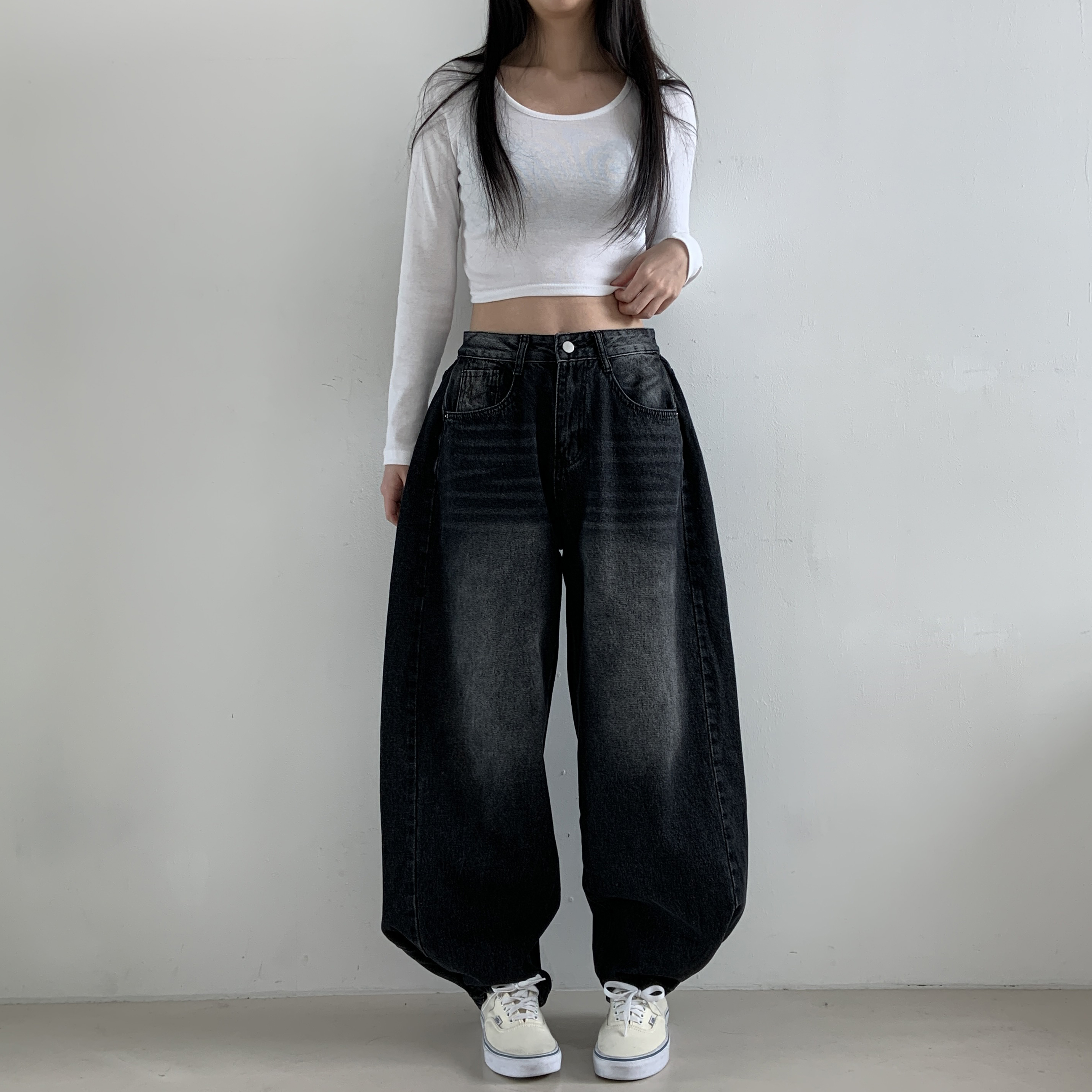 サイドタックボタンヘムワイドデニムパンツ(ブラックデニム) | 詳細画像12