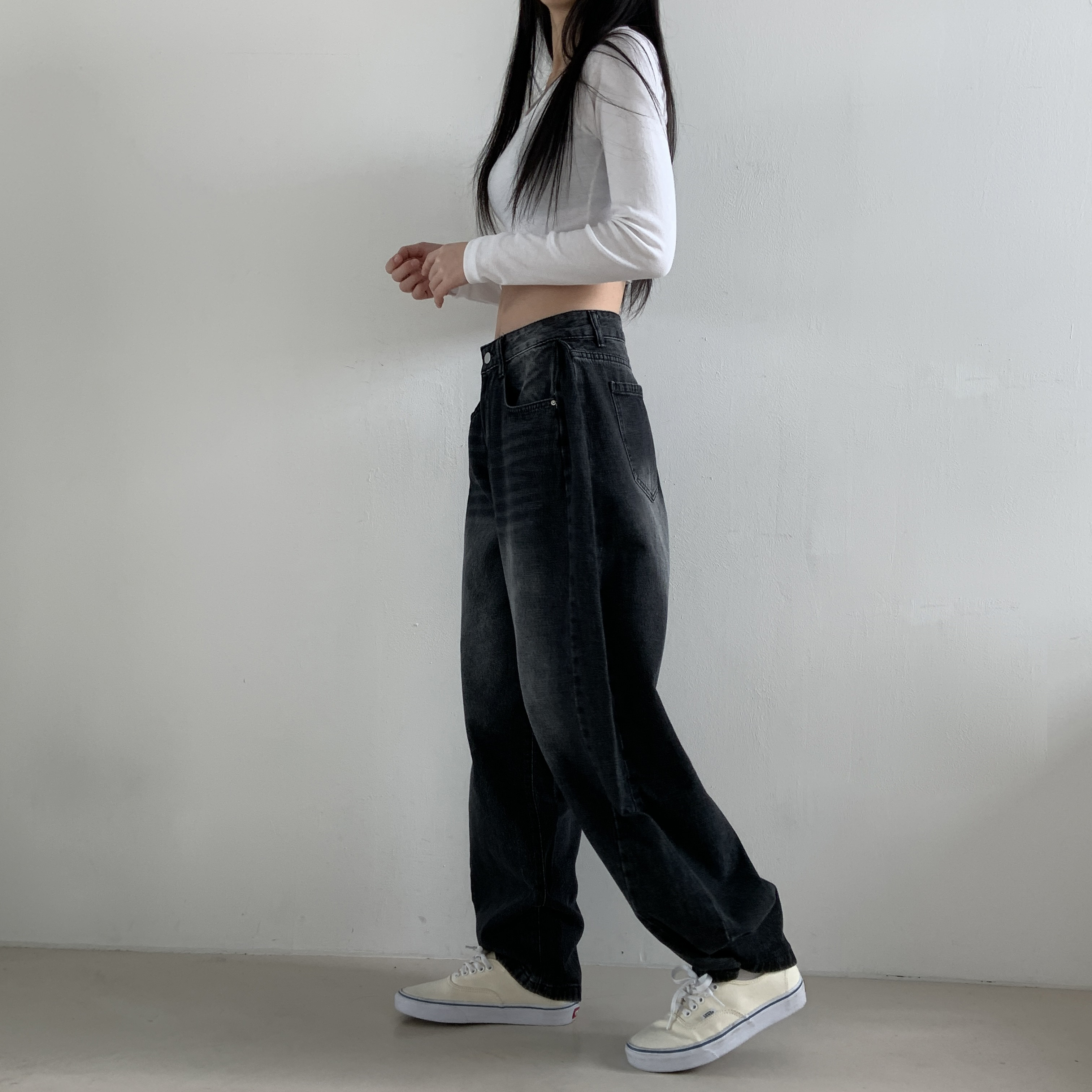 サイドタックボタンヘムワイドデニムパンツ(ブラックデニム) | 詳細画像13