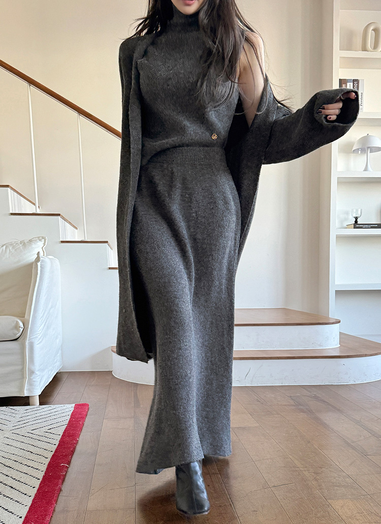 タートルネックニットノースリ&オープンカーディガン&ニットスカート