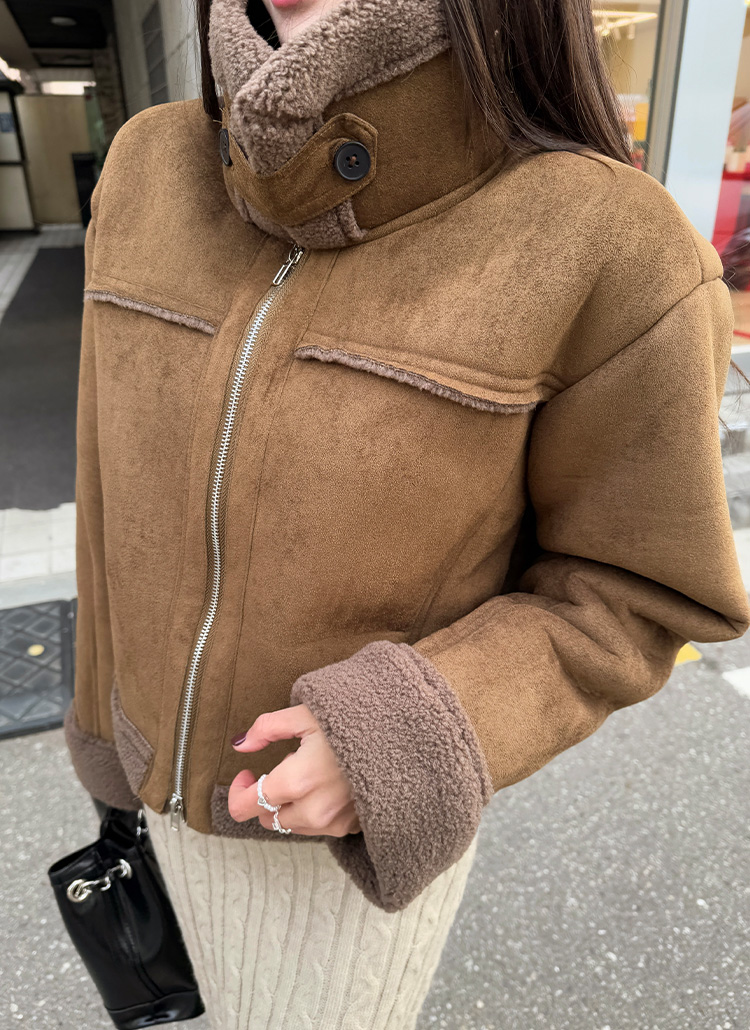 チンストラップフェイクムートンジャケット | レディースファッション