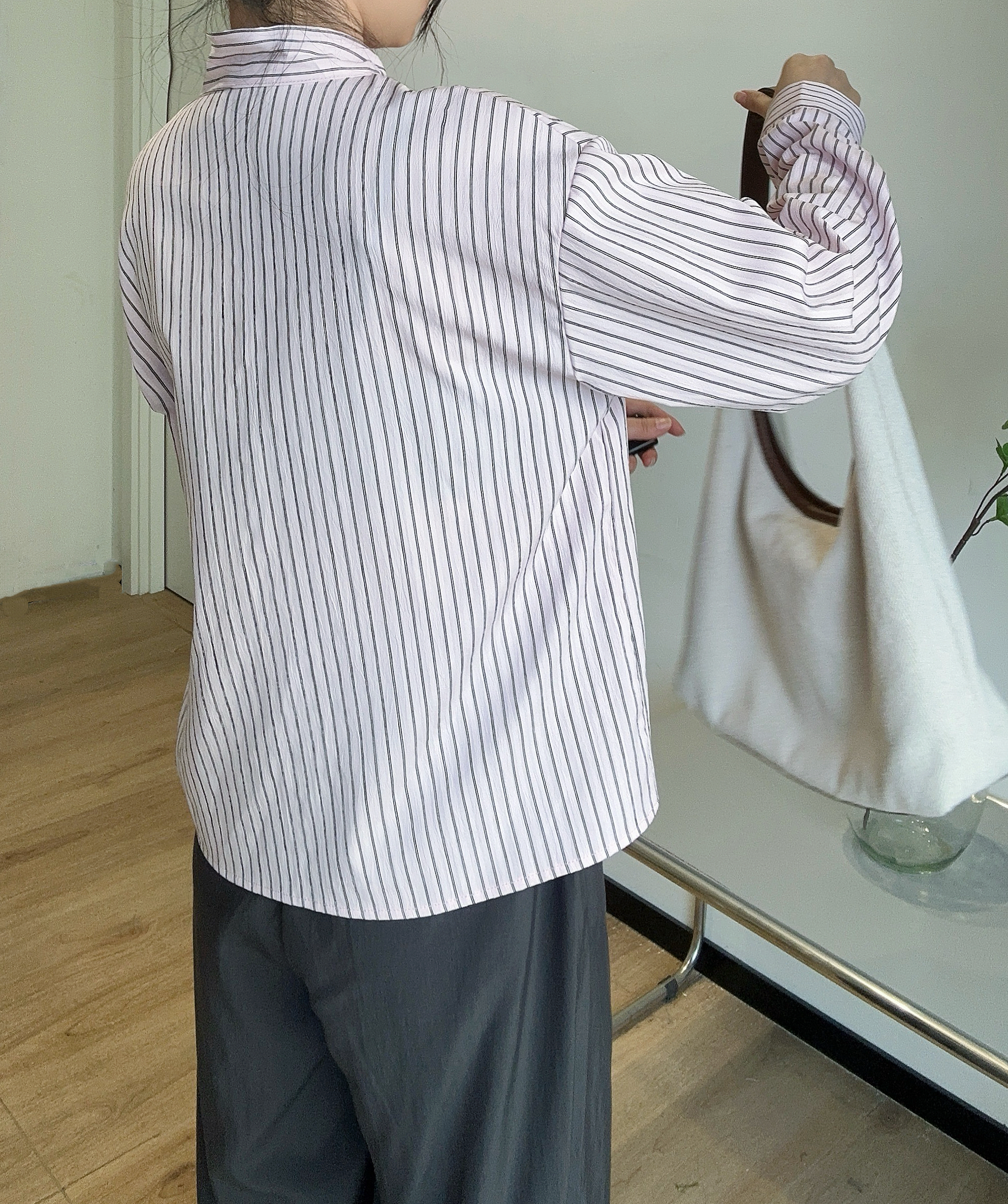 ボウタイストライプリンクルブラウス | 詳細画像8